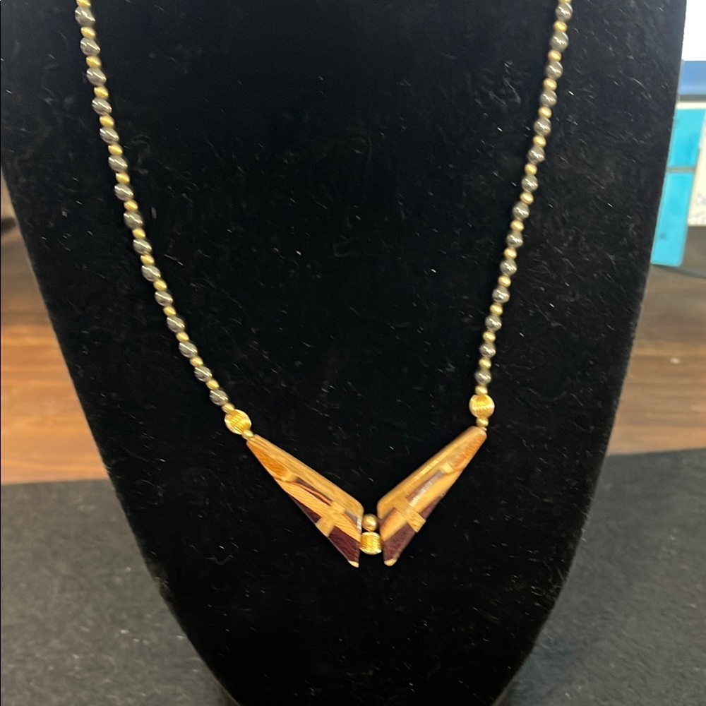 Elegant Gold and Brown Metal and wooden beaded Necklace